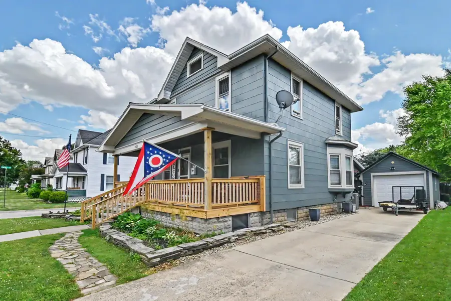 421 W Oakwood Avenue, Bucyrus, OH 44820 - #2