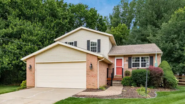 637 Livingston Court, Heath, OH 43056
