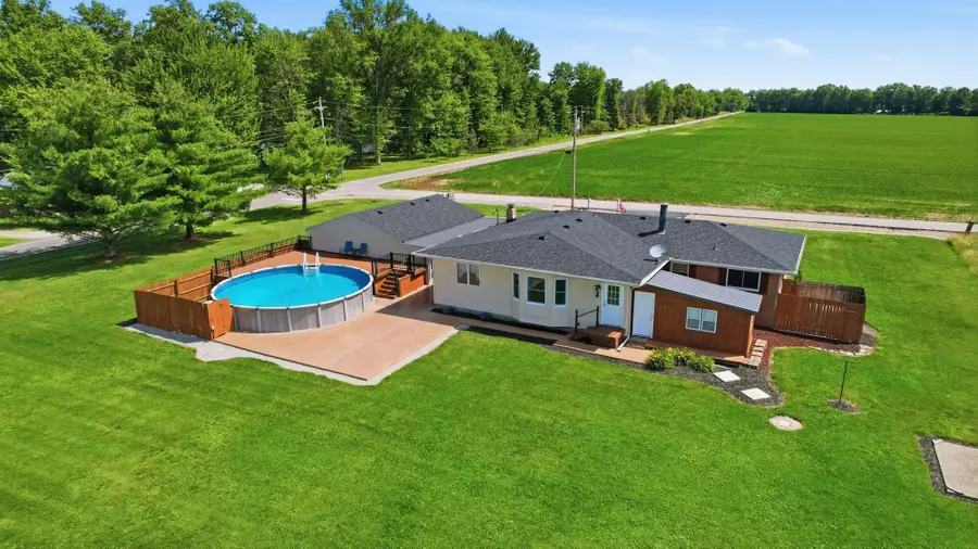 6428 Long Glady Road, Blanchester, OH 45107 - #3