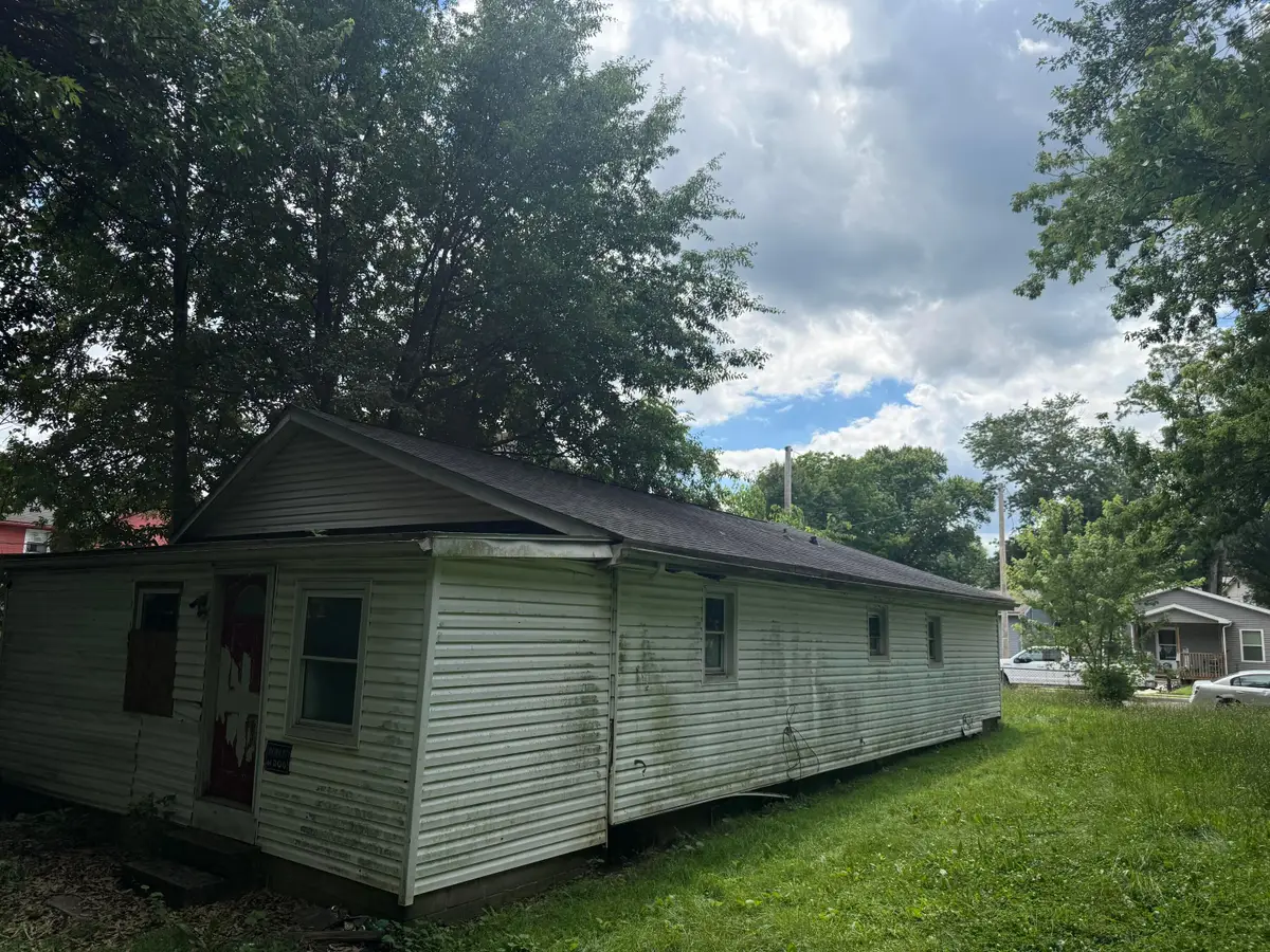 326 Mead Street, Zanesville, OH 43701 - #1