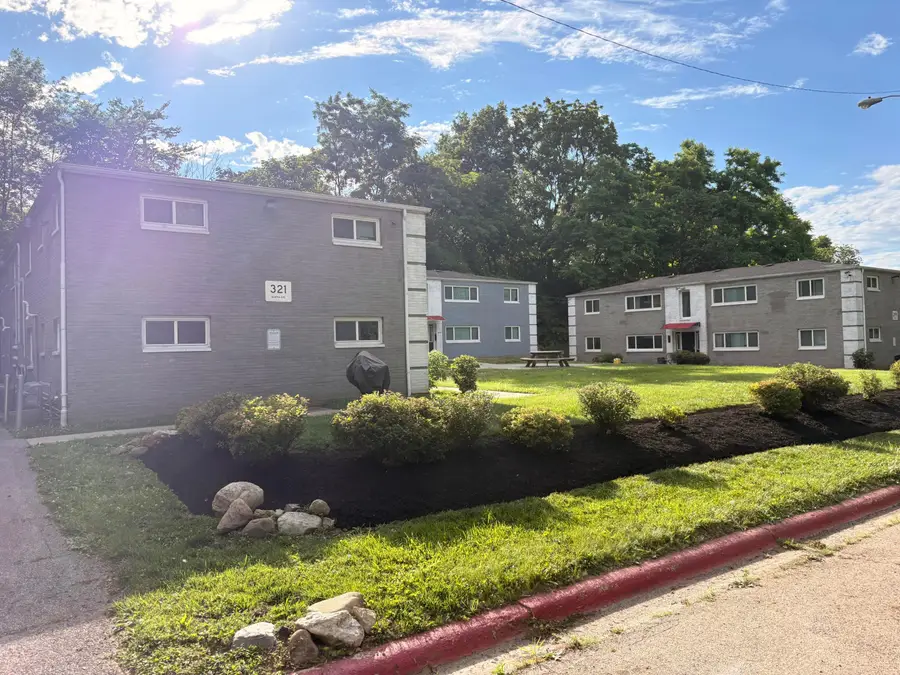299 Martha Avenue, Columbus, OH 43223 - #3