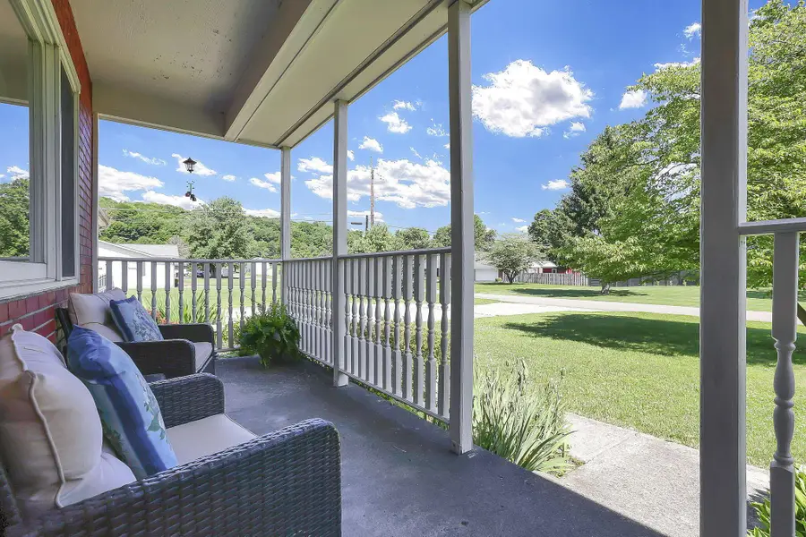361 Meadow Lane Ne, Newark, OH 43055 - #3