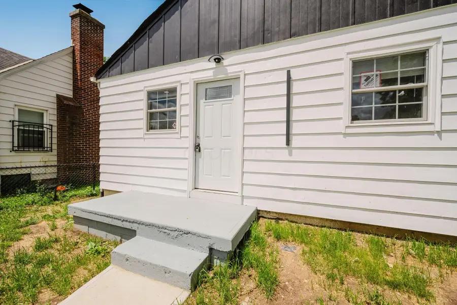 964 E 18th Avenue, Columbus, OH 43211 - #2