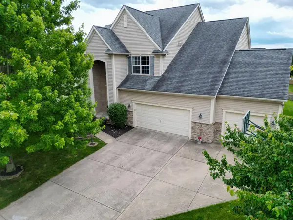 8877 Woodside Street, Canal Winchester, OH 43110