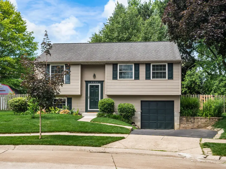 7333 Schoolcraft Lane, Columbus, OH 43235 - #2