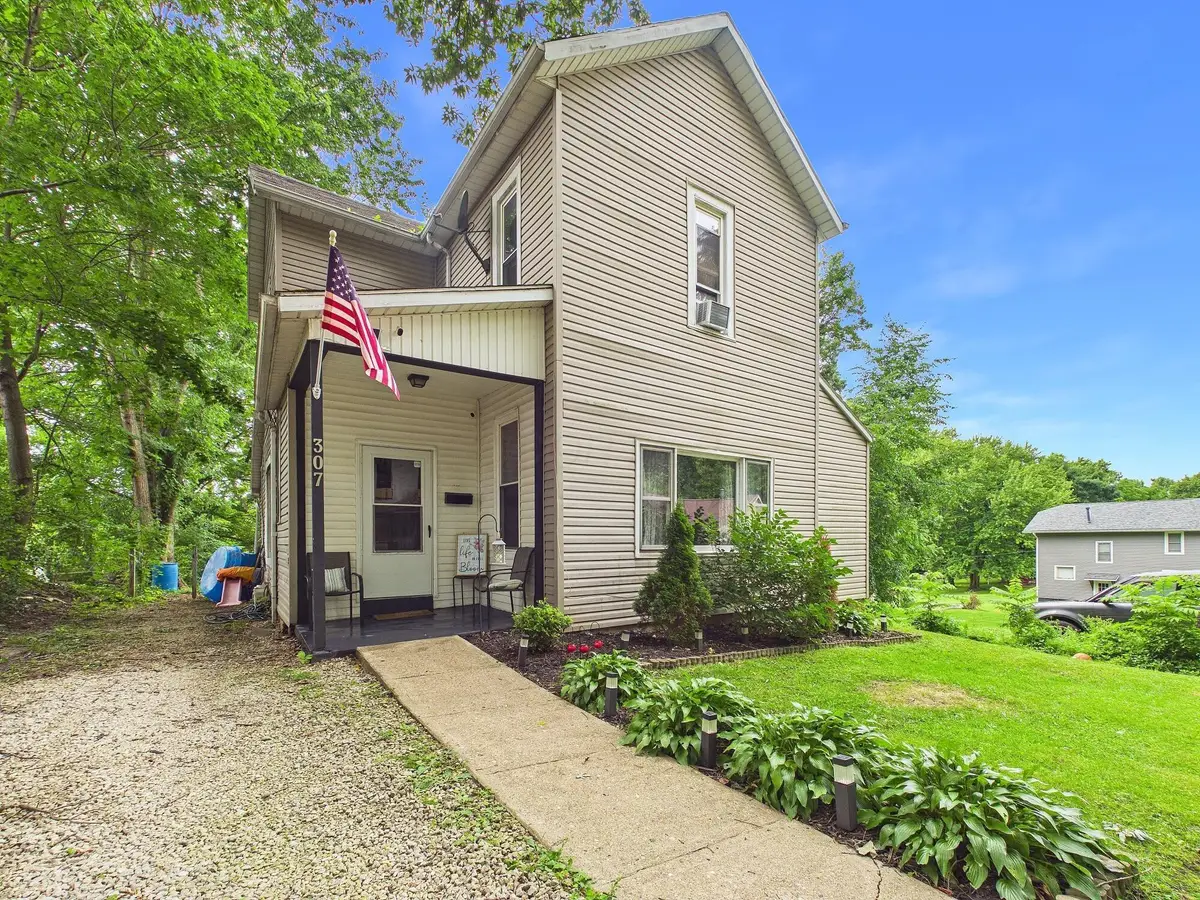 307 N 6th Street, Cambridge, OH 43725 - #1