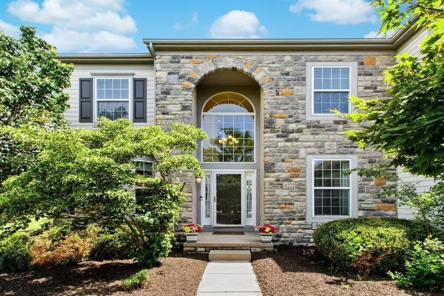 4222 Hunters Bend, Powell, OH 43065 - #2