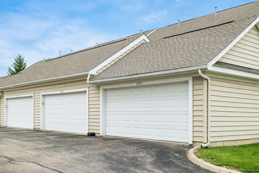 5535 Rainbow Falls Street, Dublin, OH 43016 - #2