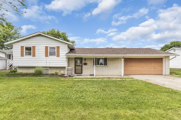 86 Lancaster Drive, Heath, OH 43056