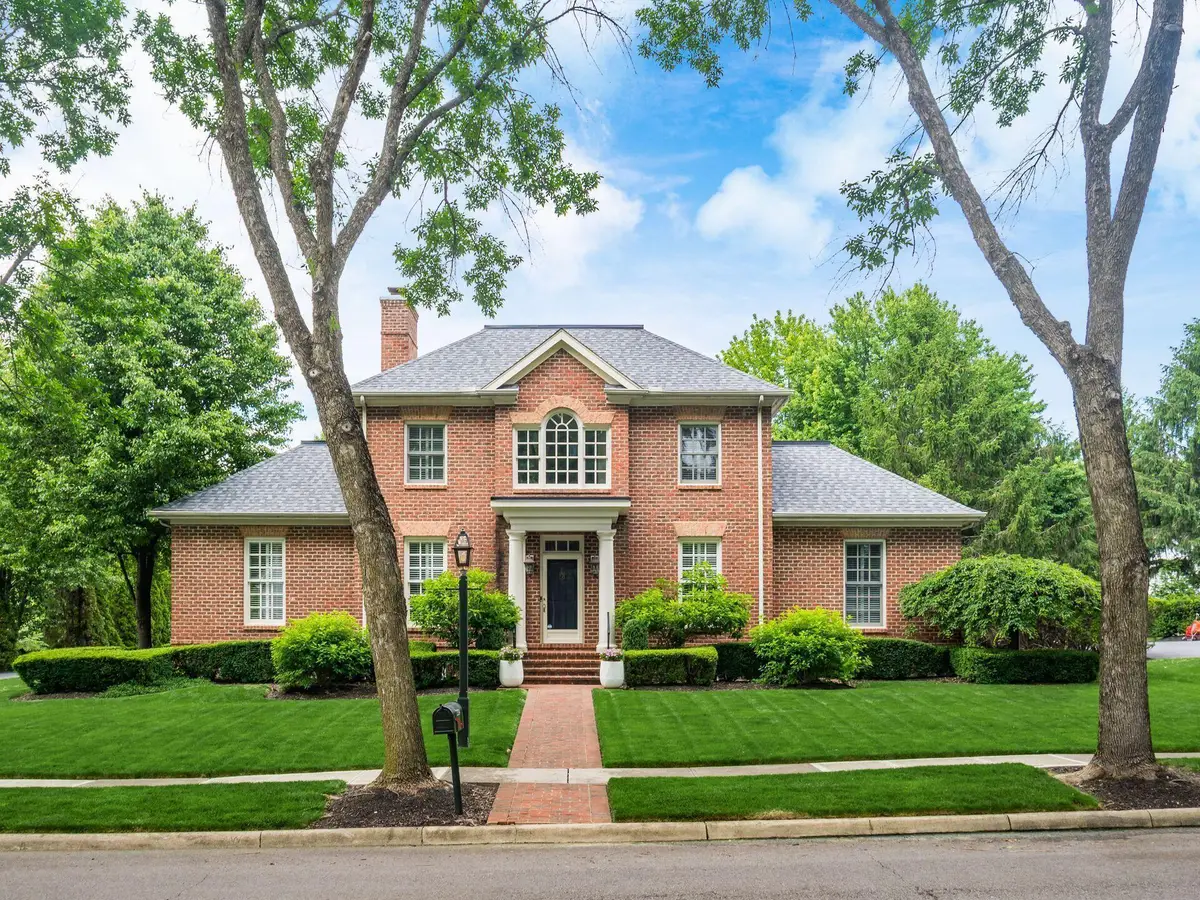 7334 Berkley Square N, New Albany, OH 43054 - #1