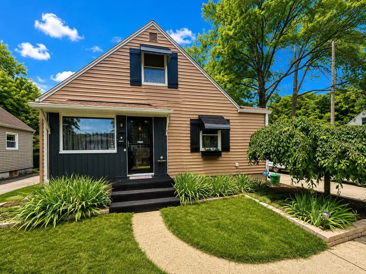372 E Lincoln Avenue, Columbus, OH 43214 - #1