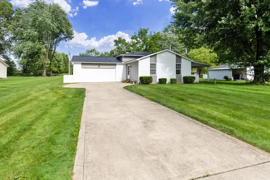 56 Arbor Lane Sw, Pataskala, OH 43062 - #2