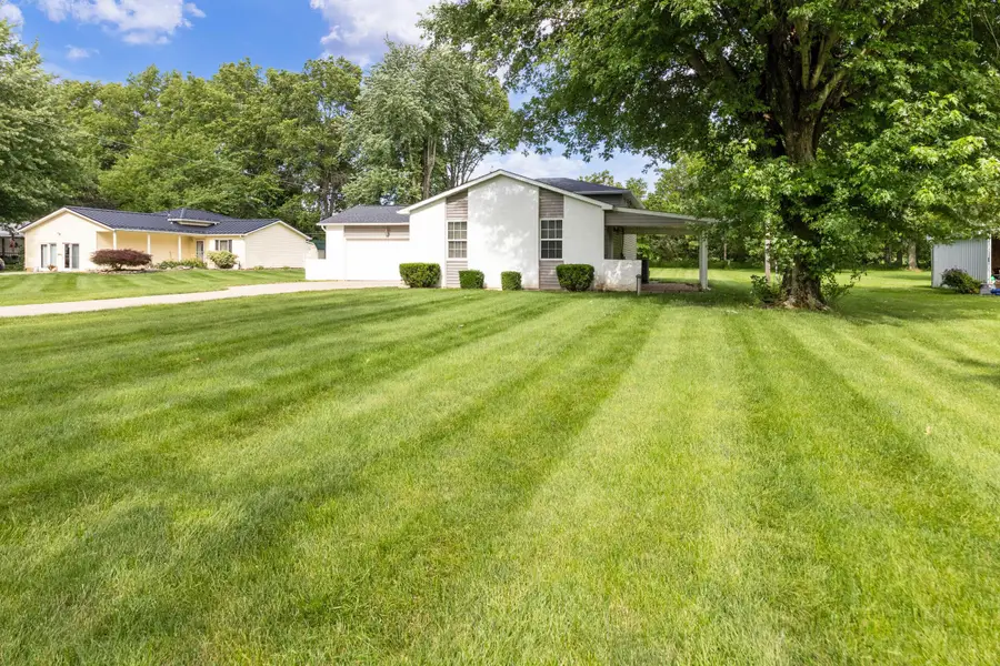 56 Arbor Lane Sw, Pataskala, OH 43062 - #3