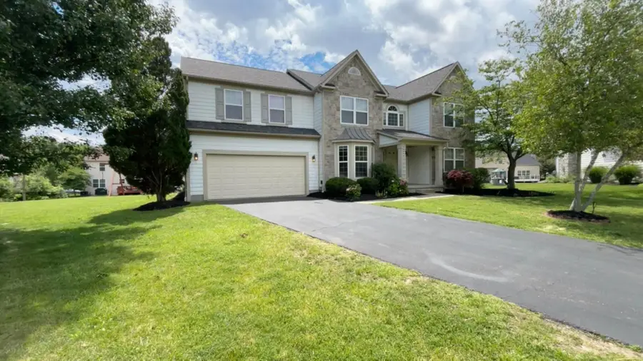 7321 Clover Park Way, Dublin, OH 43016 - #3