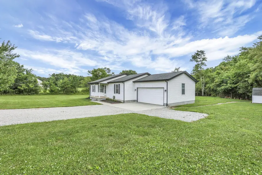 18750 Griffith Road, Logan, OH 43138 - #3