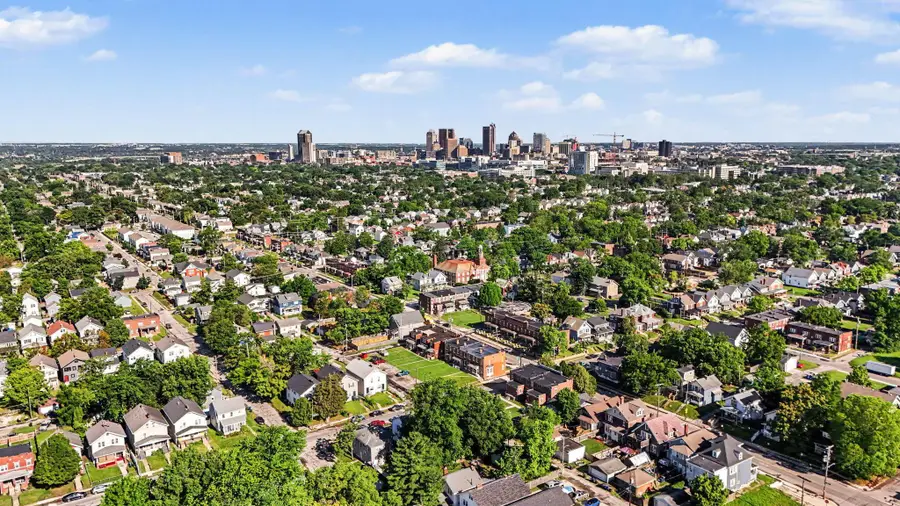 1084 S Champion Avenue, Columbus, OH 43206 - #3