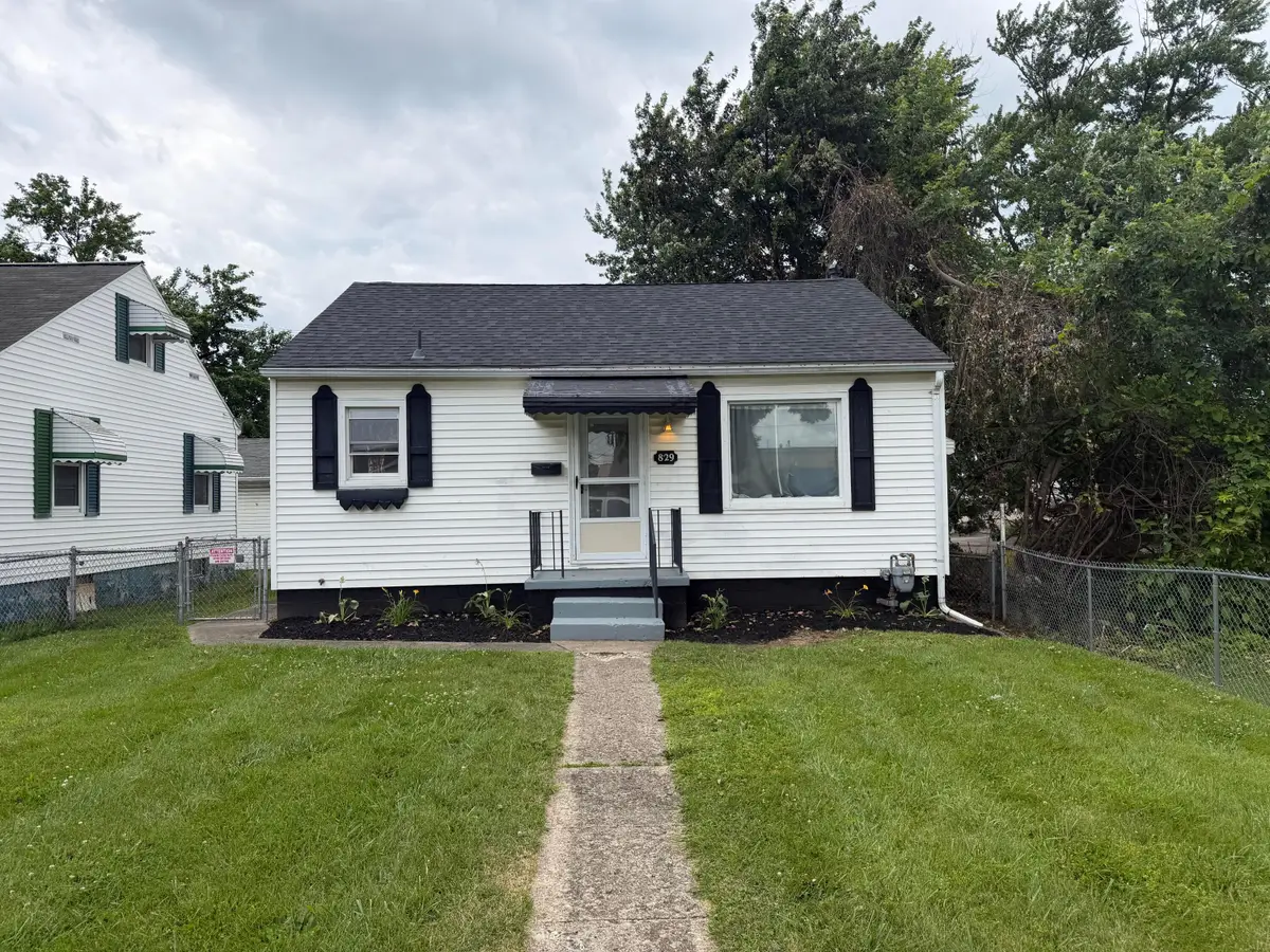 829 Goodwin Avenue, Lancaster, OH 43130 - #1