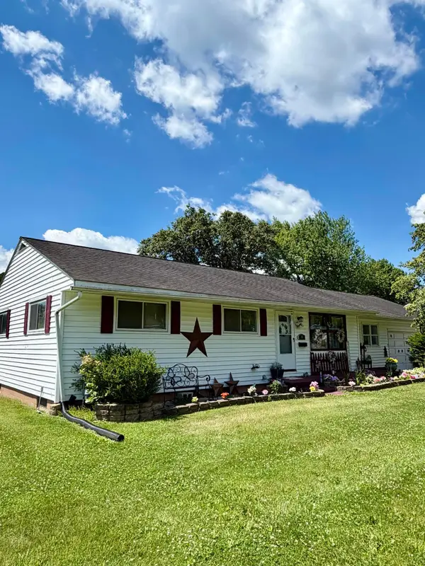 56 Beech Rock Drive, Zanesville, OH 43701