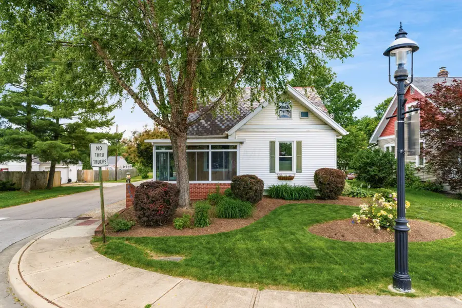 248 N High Street, Canal Winchester, OH 43110 - #3
