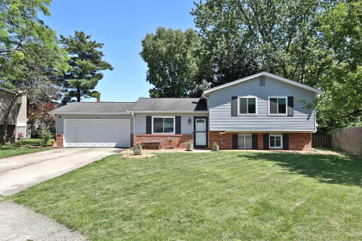 2055 Flanders Court, Columbus, OH 43235 - #1