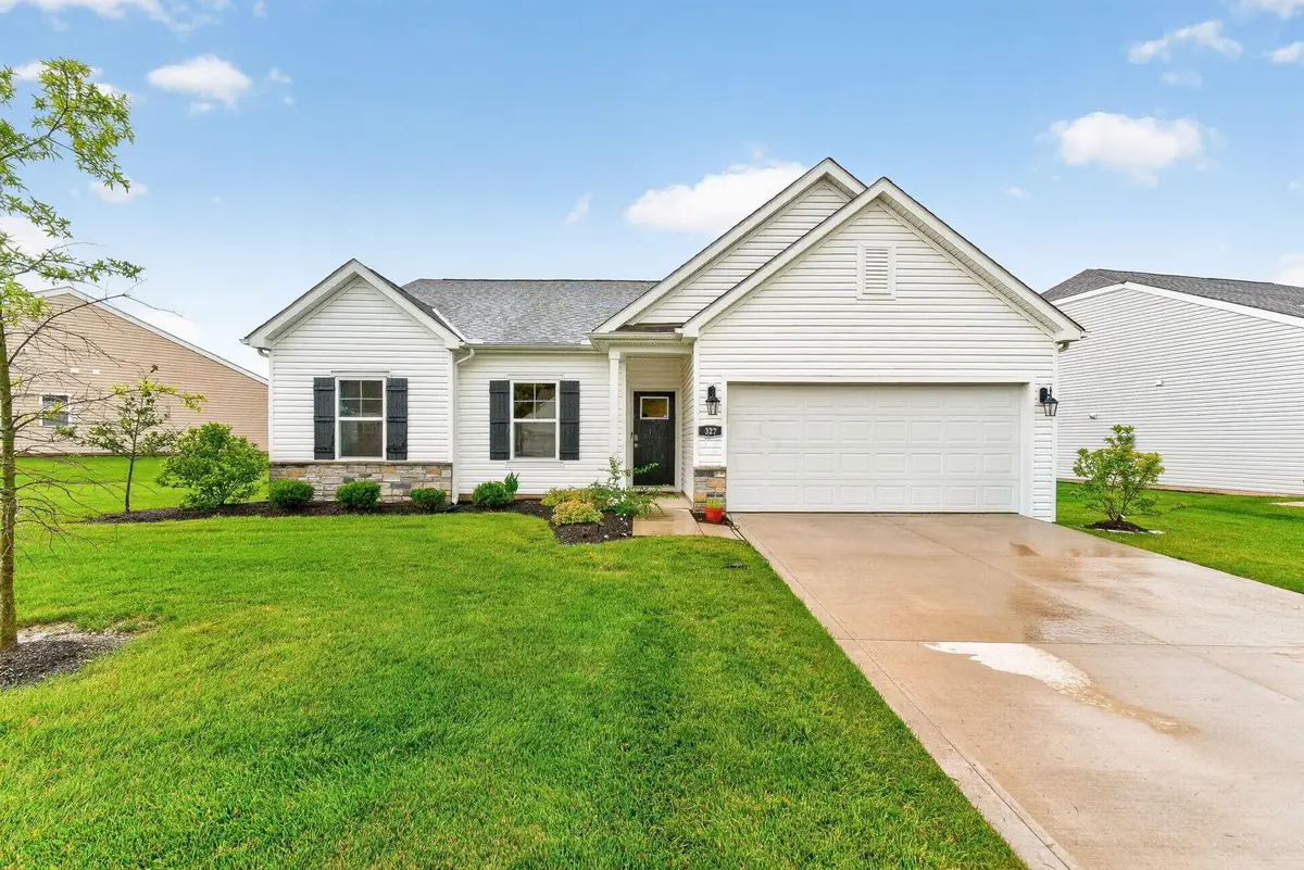 327 Mannaseh Drive W, Granville, OH 43023 - #1