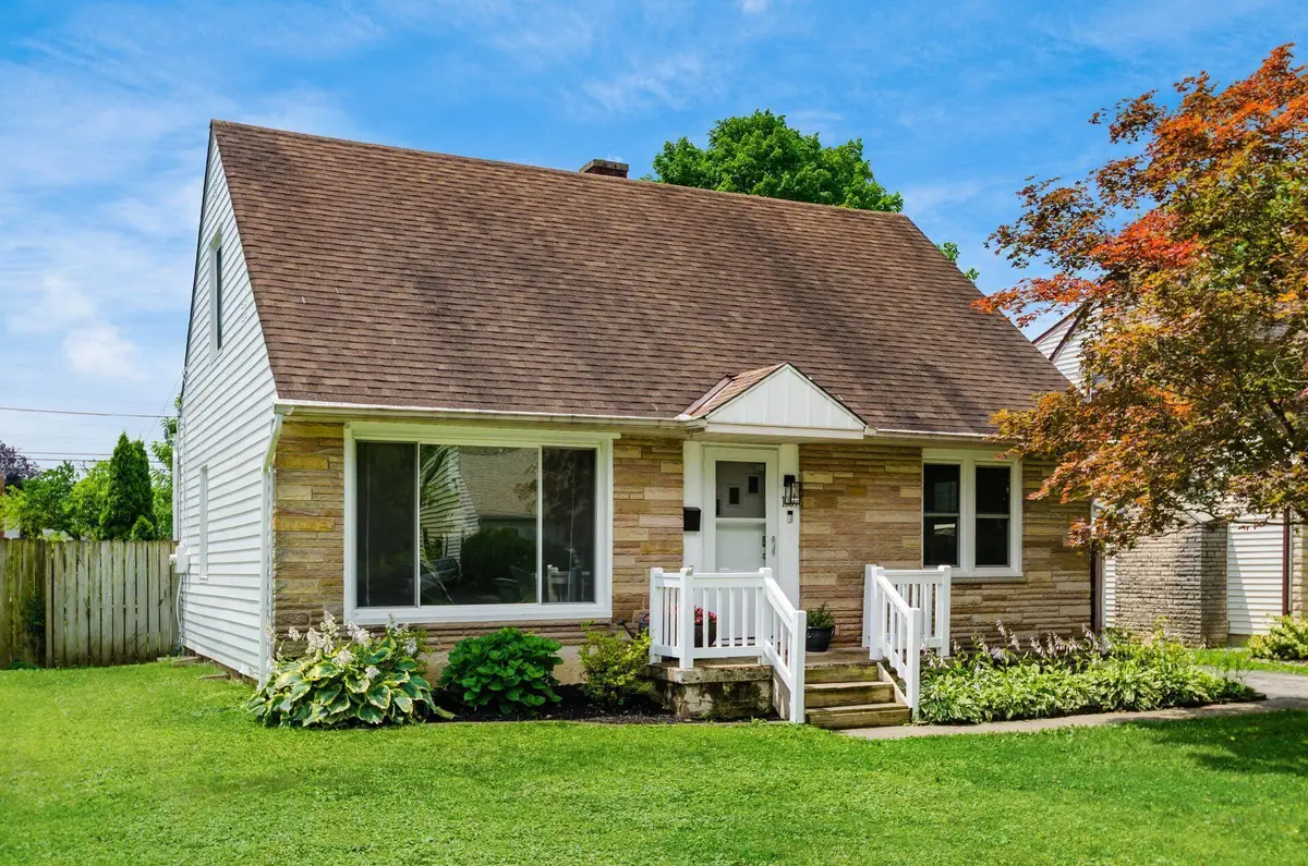 1089 E Dunedin Road, Columbus, OH 43224 - #1