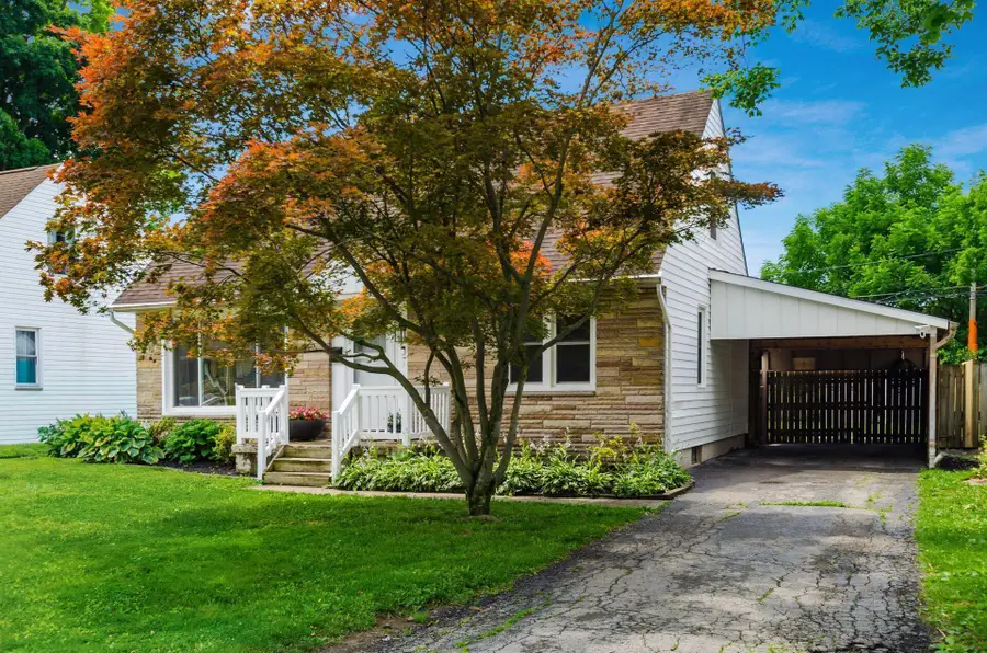1089 E Dunedin Road, Columbus, OH 43224 - #3