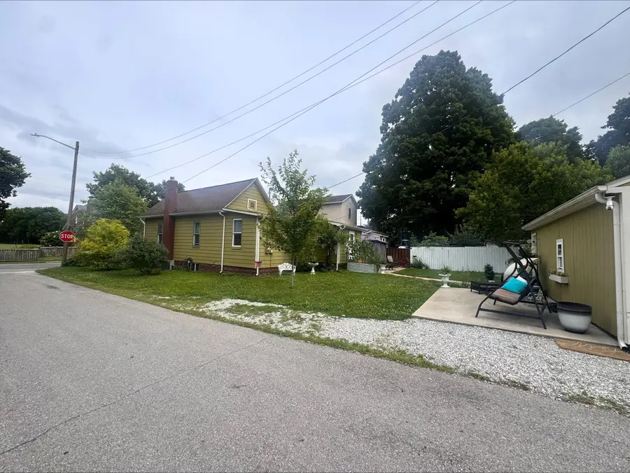 53 N Hampton Street, West Jefferson, OH 43162 - #2