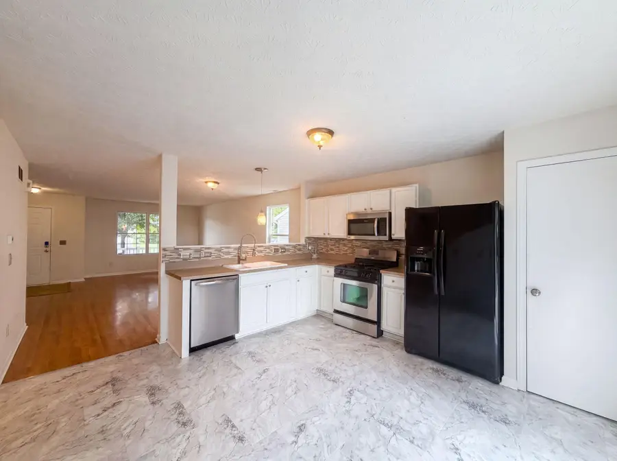 4625 Kenross Drive, Columbus, OH 43207 - #2