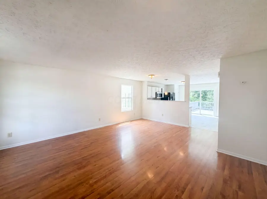 4625 Kenross Drive, Columbus, OH 43207 - #3