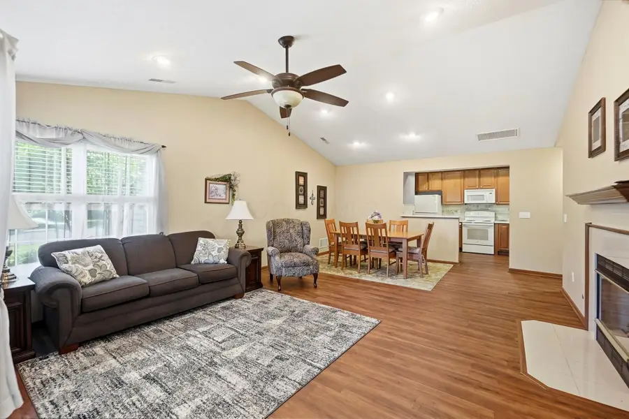 5382 Knotting Woods Drive, Westerville, OH 43081 - #3