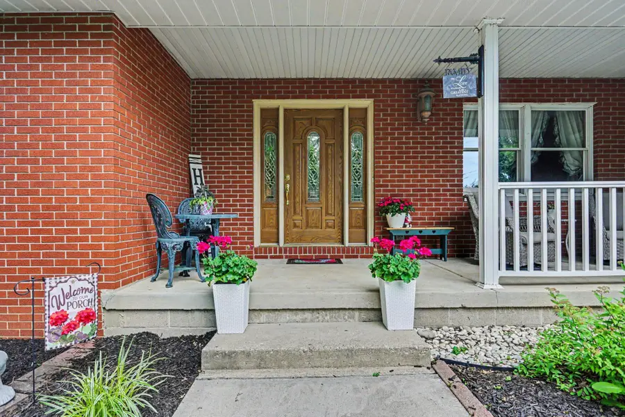 190 E Walnut Street, Westerville, OH 43081 - #2