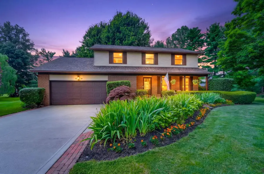 8757 Stoneyway Court Nw, Pickerington, OH 43147 - #2