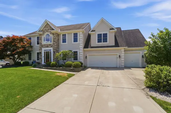 3214 Sunglow Drive, Lewis Center, OH 43035