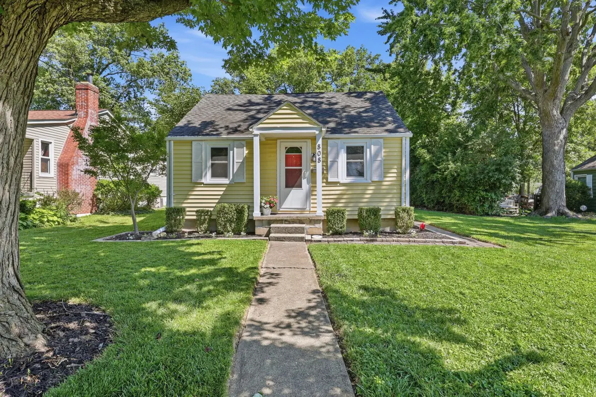 808 W 9th Street, Marysville, OH 43040 - #1