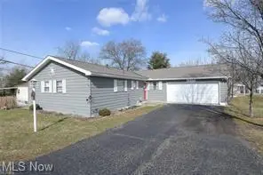 1373 Military Road, Zanesville, OH 43701 - #1
