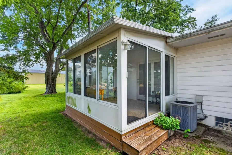 1155 Alton Road, Galloway, OH 43119 - #3