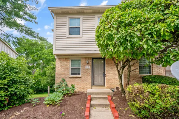 210 Foxtrail Court, Westerville, OH 43081