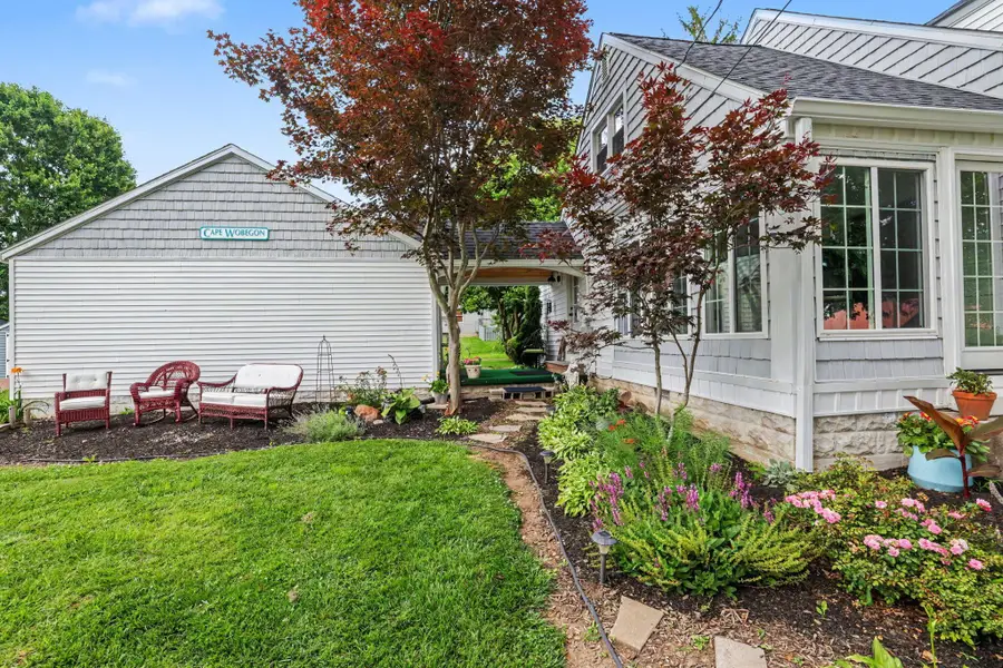 368 Lakeshore Drive W, Hebron, OH 43025 - #2