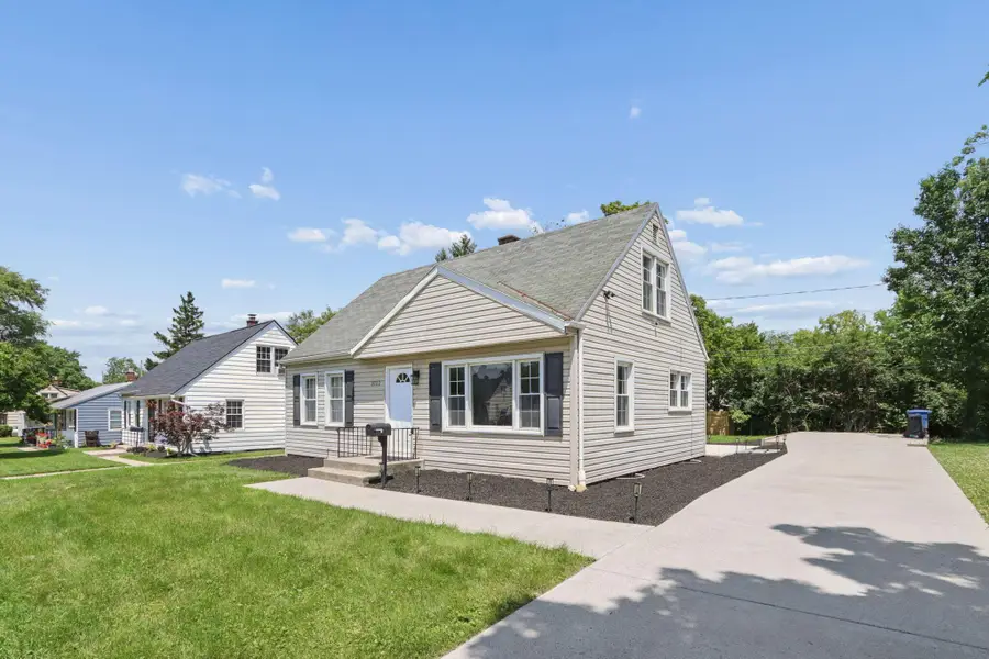 3022 Templeton Road, Columbus, OH 43209 - #3