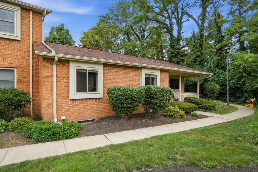 7631 Coronado Boulevard S, Reynoldsburg, OH 43068 - #3