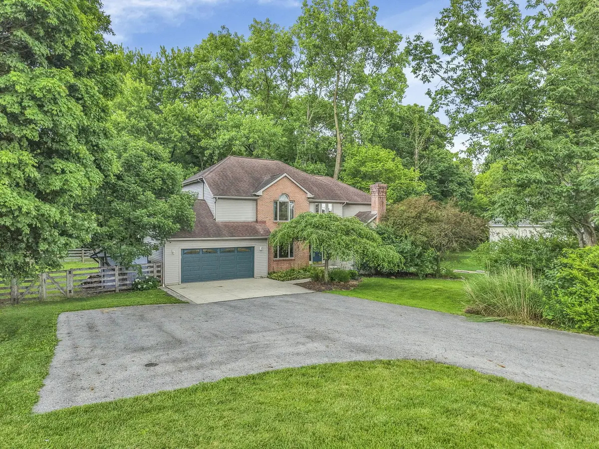 200 Hazelton Etna Road Sw, Pataskala, OH 43062 - #1