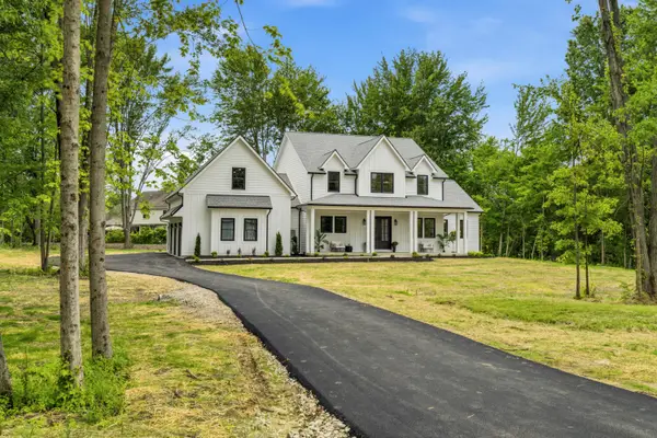 8002 Maxtown Road, Westerville, OH 43082
