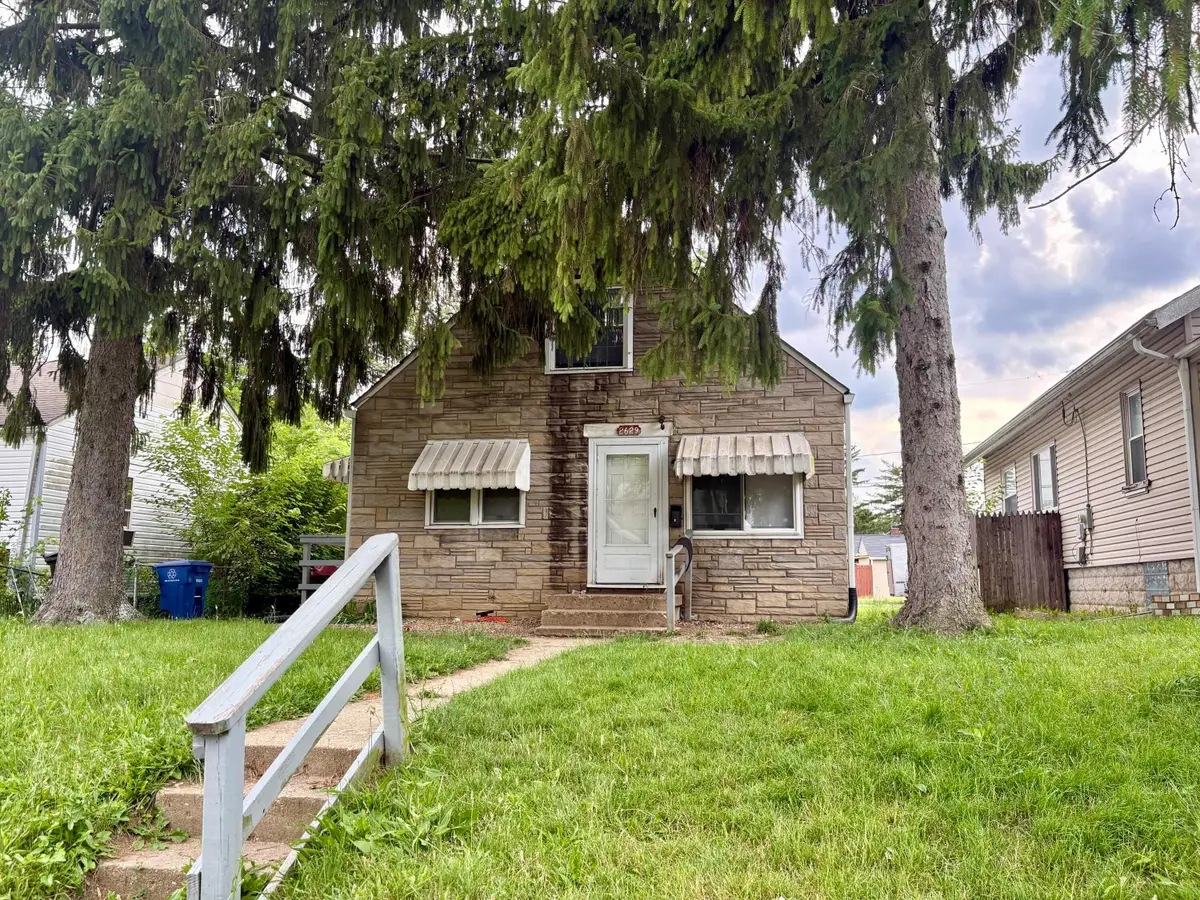 2629 Grasmere Avenue, Columbus, OH 43211 - #1