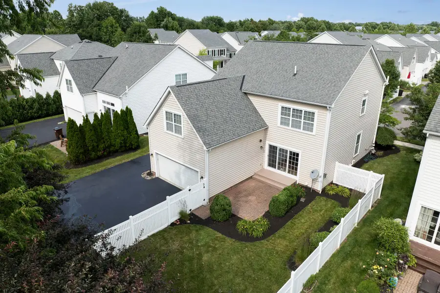 7971 Scarborough Hall Drive, New Albany, OH 43054 - #2