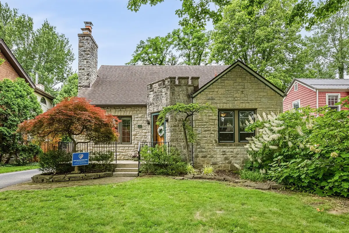 35 Brevoort Road, Columbus, OH 43214 - #1