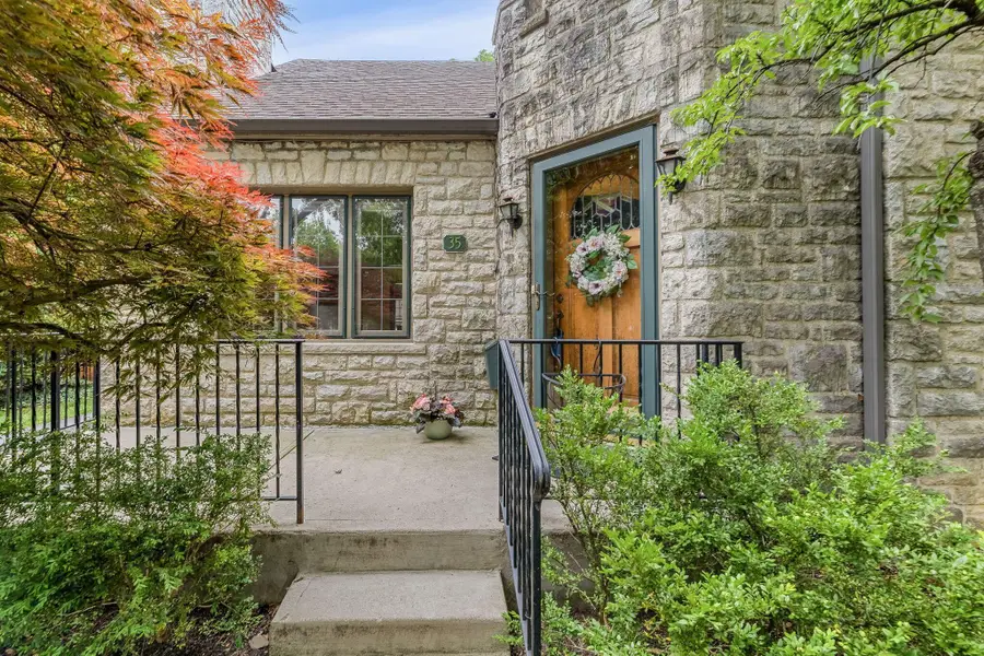 35 Brevoort Road, Columbus, OH 43214 - #2