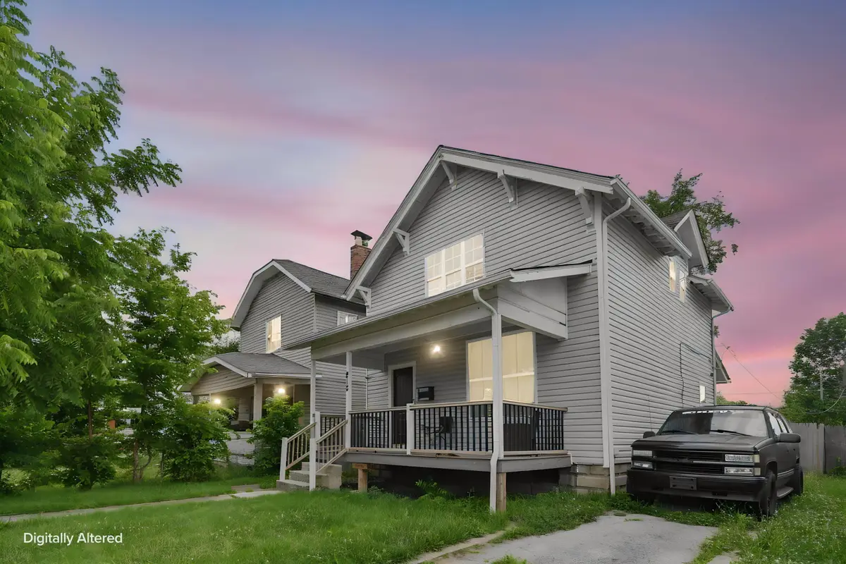 218 Whitethorne Avenue, Columbus, OH 43223 - #1