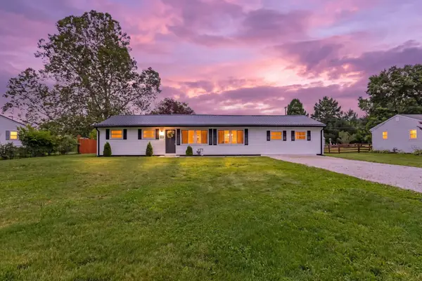 916 Fieldson Drive, Heath, OH 43056