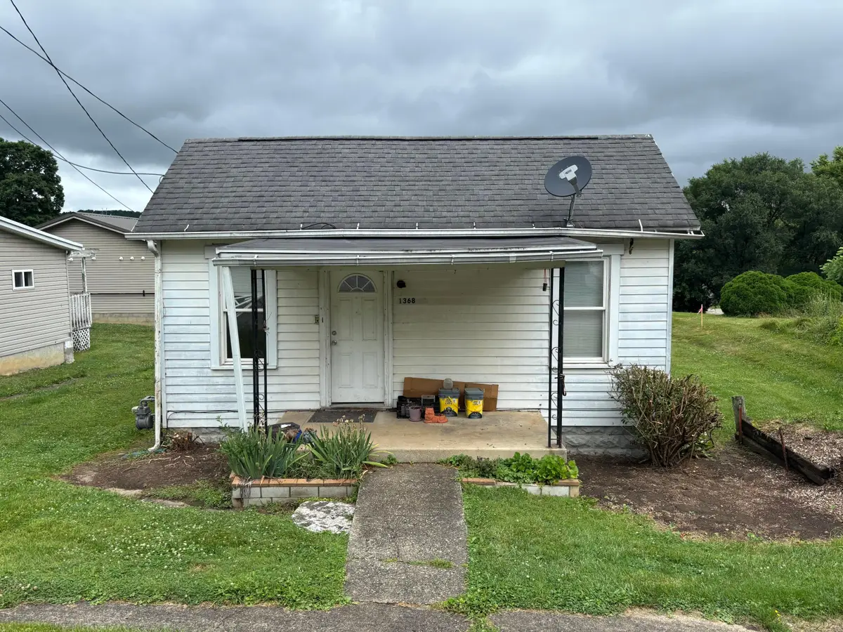 1368 Charles Street, Logan, OH 43138 - #1